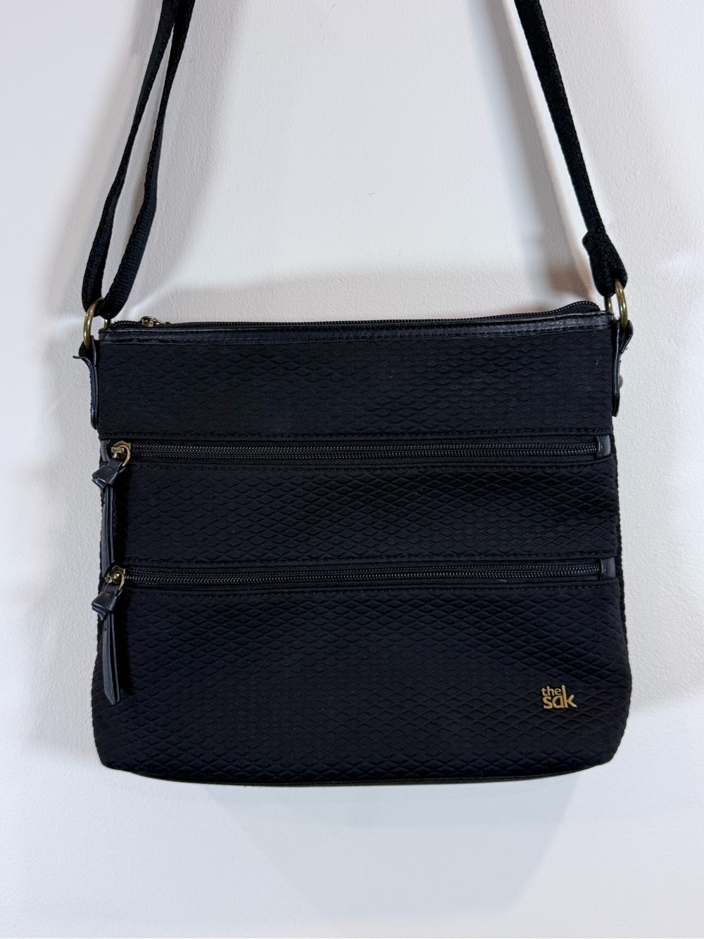 🔥The Sak Black Crossbody Bag - Lightweight Quilted Everyday Purse EUC🔥
